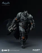 BATMAN ARKHAM ORIGINS BATMAN (XE SUIT) 1/12 ACTION FIGURE - immagine 2