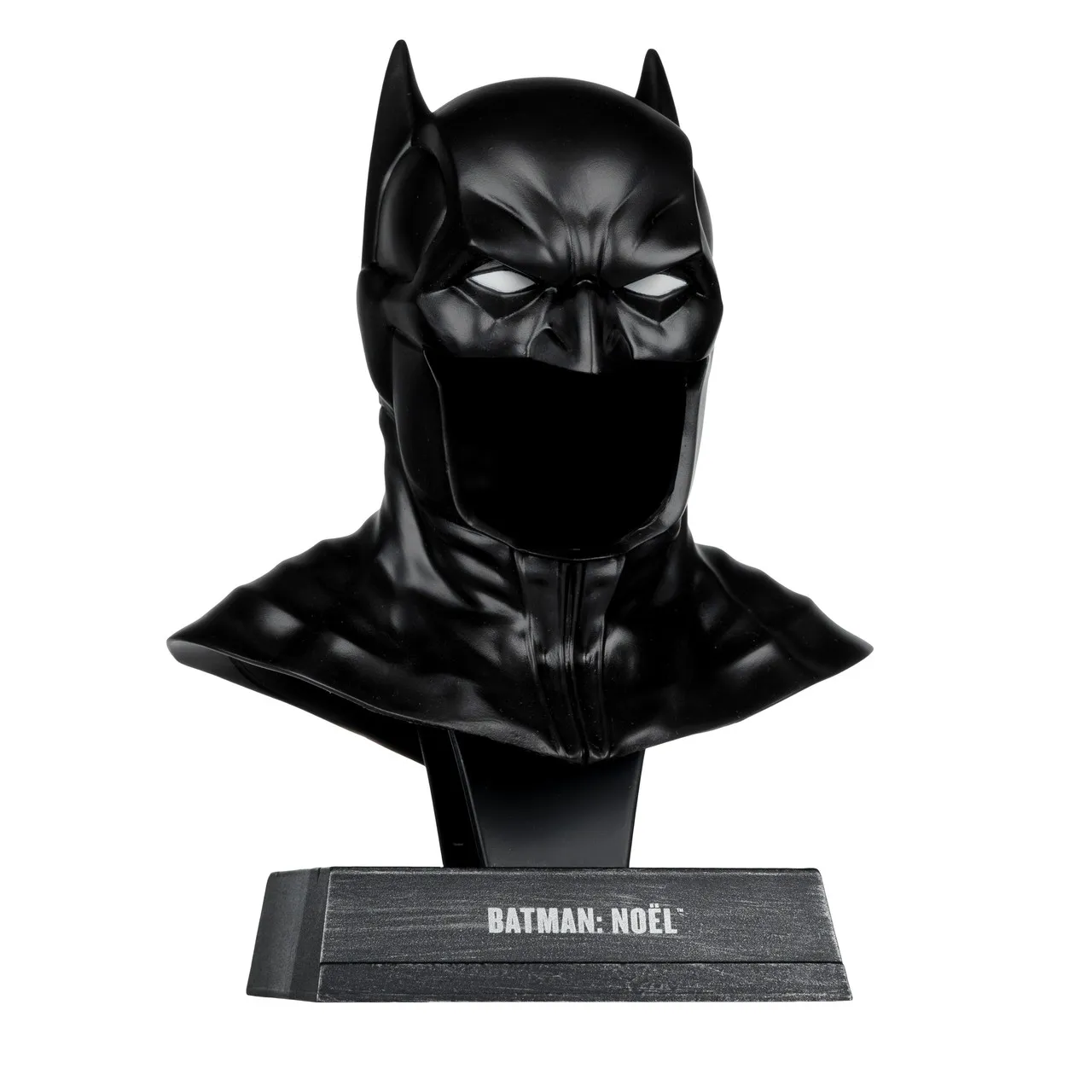 117570__631fc496 DC DIRECT BATMAN:NOEL COWL 1:3 PROP REPLICA - immagine 1