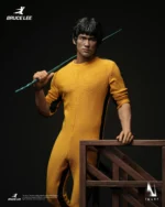 BRUCE LEE (YELLOW JUMPSUIT) 1/6 COLLECTIBLE FIGURE
