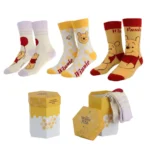 DISNEY WINNIE THE POOH SOCKS GIFT SET PACK (3) - immagine 2