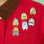 Disney/Pixar by Loungefly Enamel Pins Mini Backpack Blind Box Assortment (12) - immagine 2