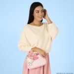 Sanrio by Loungefly Crossbody with Beaded Handle & Bag Charm Hello Kitty Quilted - immagine 2