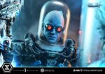 DC Comics Real Elite Masterline Series Statue 1/3 Batman (Comics) Mr. Freeze Heart of Ice (Design by Carlos D'Anda) Deluxe Bonus Version 82 cm - immagine 5