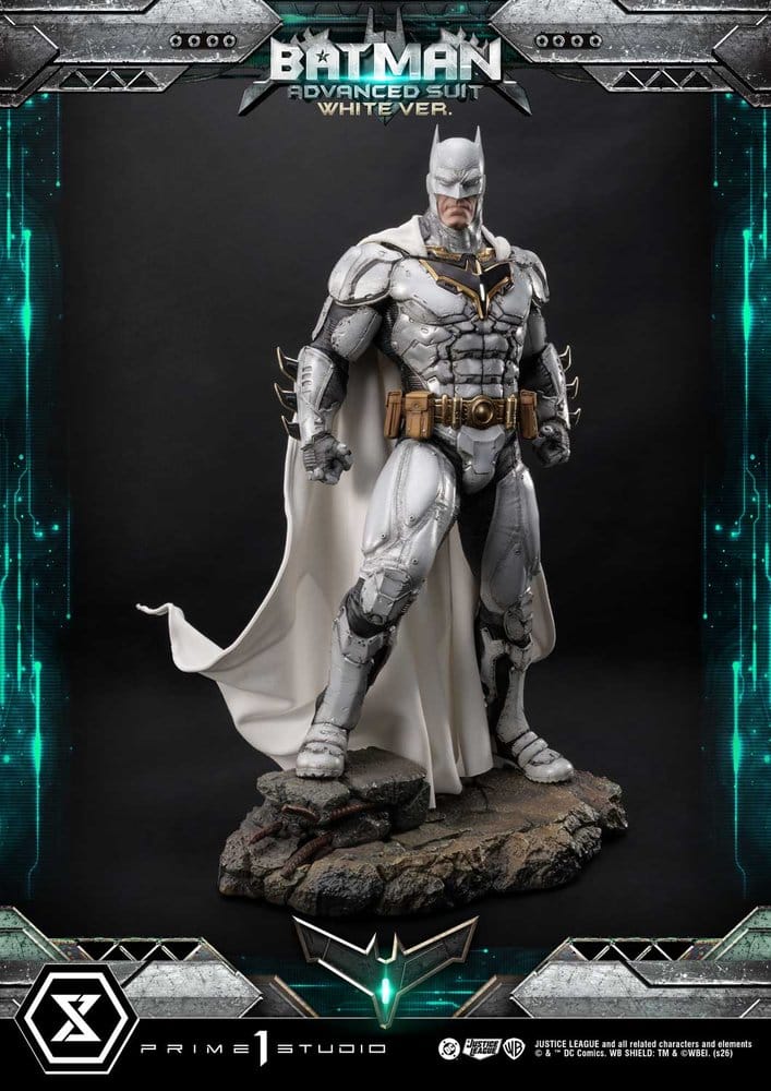 x_p1summdc-08 DC Comics Ultimate Museum Masterline Statue Batman Advanced Suit White Version (Design By Josh Nizzi) 51 cm - immagine 1