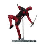 MARVEL STUDIOS COLL 1:10 WV2 DEADPOOL & WOLVERINE DEADPOOL FIGURE - immagine 3